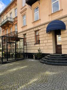 Commercial real estate for rent, Storefront, Kirila-i-Mefodiya-vul, Lviv, Galickiy district, id 4718687