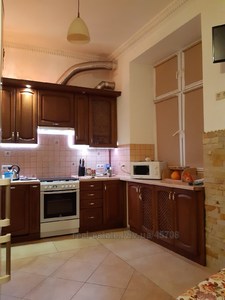 Rent an apartment, Austrian luxury, Petrushevicha-Ye-pl, Lviv, Lichakivskiy district, id 4743199