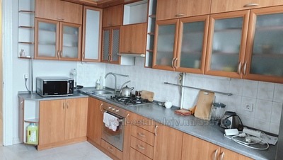 Rent an apartment, Stalinka, Chornovola-V-prosp, Lviv, Shevchenkivskiy district, id 4711777
