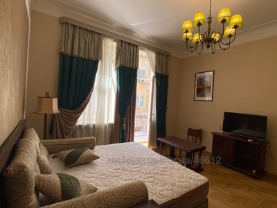 Rent an apartment, Building of the old city, Lista-F-vul, Lviv, Galickiy district, id 4618177