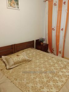 Rent an apartment, Building of the old city, Korolenka-V-vul, Lviv, Lichakivskiy district, id 4712824