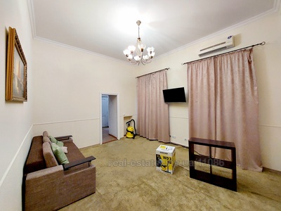Buy an apartment, Austrian, Svobodi-prosp, Lviv, Galickiy district, id 4629179