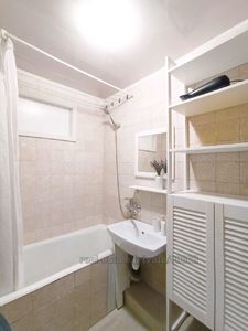 Buy an apartment, Volodimira-Velikogo-vul, Lviv, Frankivskiy district, id 4719425