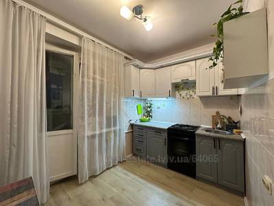 Buy an apartment, Building of the old city, Shevchenka-T-vul, Lviv, Shevchenkivskiy district, id 5000929