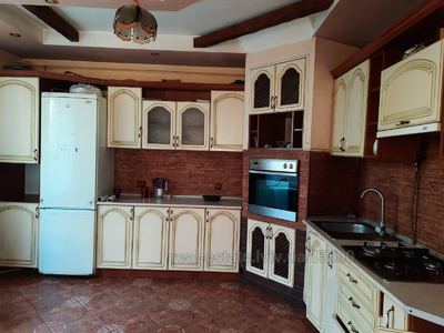 Rent a house, Lipinskogo-V-vul, Lviv, Galickiy district, id 4726043