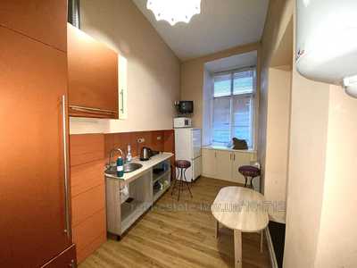 Rent an apartment, Vinnichenka-V-vul, Lviv, Galickiy district, id 4978988