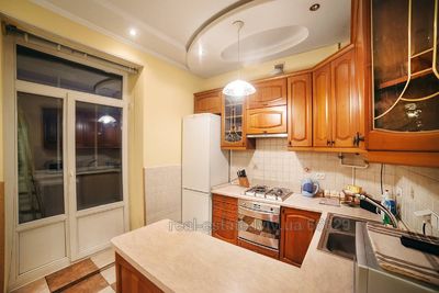 Rent an apartment, Zaliznichna-vul, 14, Lviv, Galickiy district, id 4632568