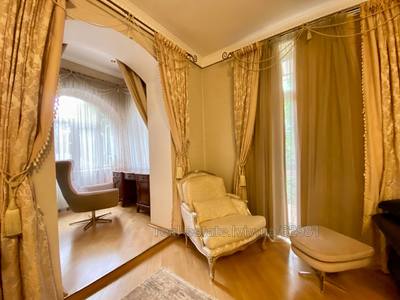 Rent an apartment, Austrian luxury, Geroiv-Maidanu-vul, Lviv, Galickiy district, id 4806711