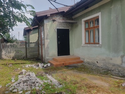 Buy a house, Part of home, Bryukhovicka-vul, Lviv, Shevchenkivskiy district, id 4689743