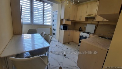 Rent an apartment, Galicka-pl, 7, Lviv, Shevchenkivskiy district, id 4609485