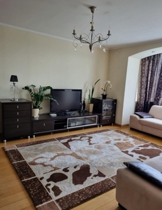 Rent an apartment, Troleybusna-vul, Lviv, Frankivskiy district, id 4977827