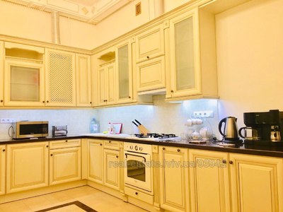 Buy an apartment, Austrian, Tarnavskogo-M-gen-vul, Lviv, Galickiy district, id 4778133