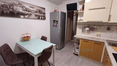 Rent an apartment, Velichkovskogo-I-vul, Lviv, Shevchenkivskiy district, id 4941757