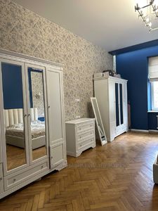 Rent an apartment, Austrian luxury, Chuprinki-T-gen-vul, Lviv, Frankivskiy district, id 4692523