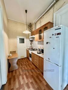Rent an apartment, Austrian, Pekarska-vul, Lviv, Galickiy district, id 4689941