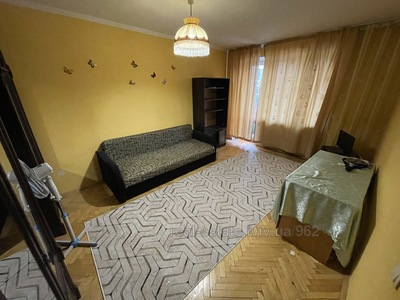 Buy an apartment, Степана Бандери, Novoyavorivsk, Yavorivskiy district, id 5137472