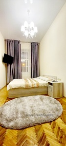 Rent an apartment, Building of the old city, Tamanska-vul, Lviv, Galickiy district, id 2877368