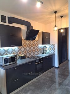 Rent an apartment, Pasichna-vul, Lviv, Lichakivskiy district, id 4702018