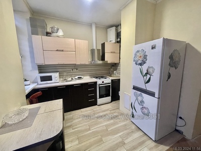 Buy an apartment, Austrian, Khmelnickogo-B-vul, Lviv, Shevchenkivskiy district, id 4730275