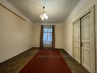 Buy an apartment, Building of the old city, Gryunvaldska-vul, Lviv, Frankivskiy district, id 5030224