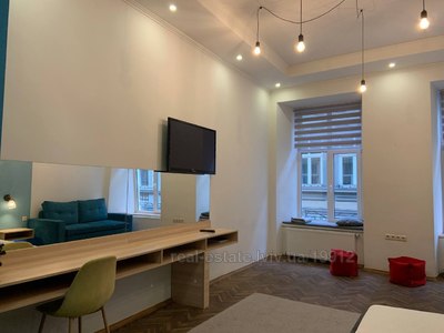 Rent an apartment, Austrian, Brativ-Rogatinciv-vul, Lviv, Galickiy district, id 4708571