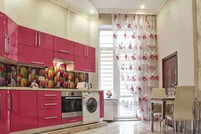 Rent an apartment, Mickevicha-A-pl, Lviv, Galickiy district, id 4523026