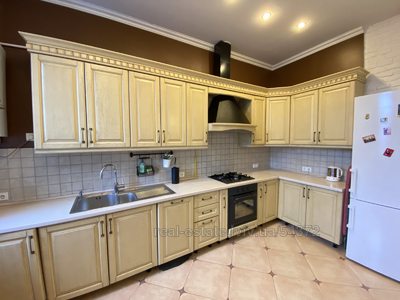 Rent an apartment, Austrian, Karpinskogo-O-vul, 15, Lviv, Frankivskiy district, id 4738292