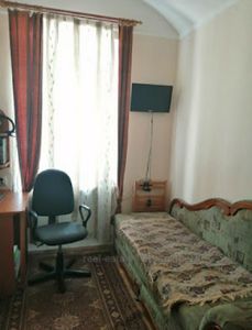 Rent an apartment, Building of the old city, Lva-vul, Lviv, Galickiy district, id 4709831