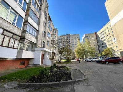 Rent an apartment, Czekh, Velichkovskogo-I-vul, Lviv, Shevchenkivskiy district, id 4886299