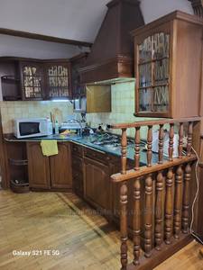 Buy an apartment, Austrian, Svyencickogo-I-vul, Lviv, Galickiy district, id 4647888