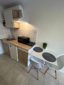 Rent an apartment, Striyska-vul, Lviv, Sikhivskiy district, id 4656146