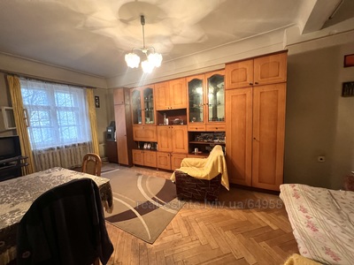 Buy an apartment, Stalinka, Ostrogradskikh-vul, Lviv, Frankivskiy district, id 4717546