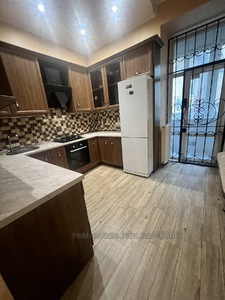 Rent an apartment, Polish, Franka-I-vul, Lviv, Galickiy district, id 4668346
