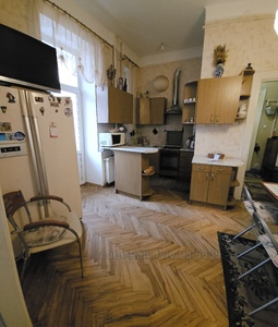 Rent an apartment, Austrian, Banderi-S-vul, Lviv, Galickiy district, id 5019520