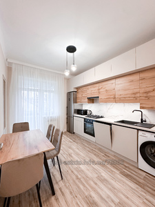 Buy an apartment, Polish, Pereyaslavska-vul, Lviv, Galickiy district, id 4696052