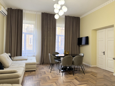 Buy an apartment, Austrian, Nalivayka-S-vul, Lviv, Galickiy district, id 5125102