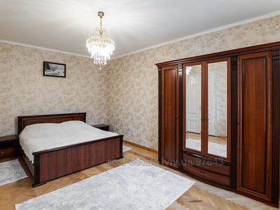 Rent an apartment, Building of the old city, Lichakivska-vul, 119, Lviv, Lichakivskiy district, id 5130102