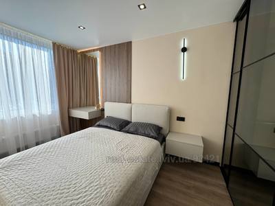 Buy an apartment, Nezalezhnosti-Ukrayini-vul, Bryukhovichi, Lvivska_miskrada district, id 5053298