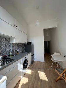 Rent an apartment, Austrian, Franka-Ivana-pl, Lviv, Galickiy district, id 4761620