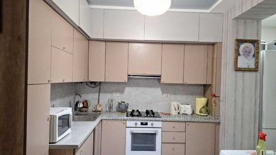 Rent an apartment, Ve'snana Street, Sokilniki, Pustomitivskiy district, id 4865311