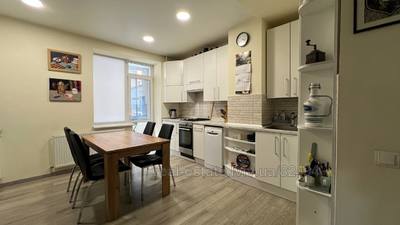 Rent an apartment, Tarnavskogo-M-gen-vul, Lviv, Galickiy district, id 5032204