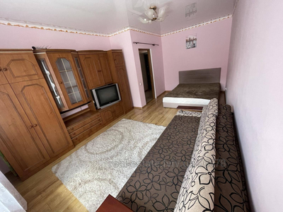 Rent an apartment, Khmelnickogo-B-vul, Lviv, Shevchenkivskiy district, id 4610696