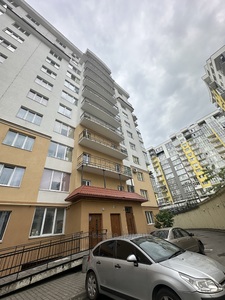 Commercial real estate for rent, Knyazya-Svyatoslava-pl, Lviv, Shevchenkivskiy district, id 4624267