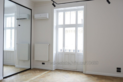 Commercial real estate for rent, Non-residential premises, Rustaveli-Sh-vul, Lviv, Galickiy district, id 4428672