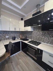 Buy an apartment, Porokhova-vul, Lviv, Frankivskiy district, id 5037083