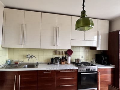 Rent an apartment, Czekh, Zolota-vul, Lviv, Galickiy district, id 4743130