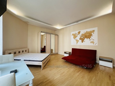 Rent an apartment, Austrian, Slipogo-Y-vul, Lviv, Galickiy district, id 4845066