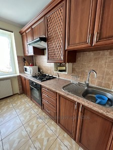 Rent an apartment, Czekh, Bortnyanskogo-D-vul, Lviv, Shevchenkivskiy district, id 4670975
