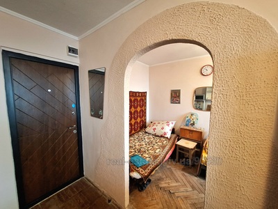 Buy an apartment, Dormitory, Ugorska-vul, Lviv, Sikhivskiy district, id 5140077