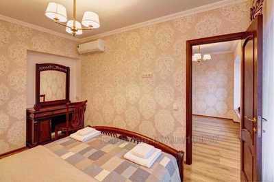 Rent an apartment, Staroyevreyska-vul, Lviv, Galickiy district, id 4871153